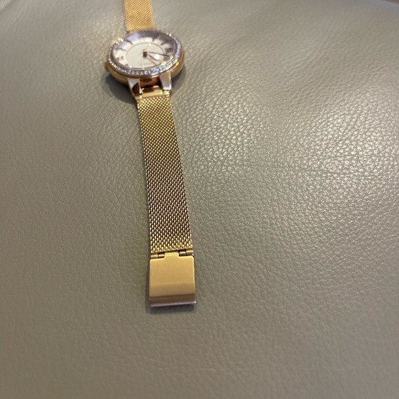 Fossil Gold Tone & Rhinestone Dial Stainless Steel w/Roman Numerals Watch - Picture 5 of 8